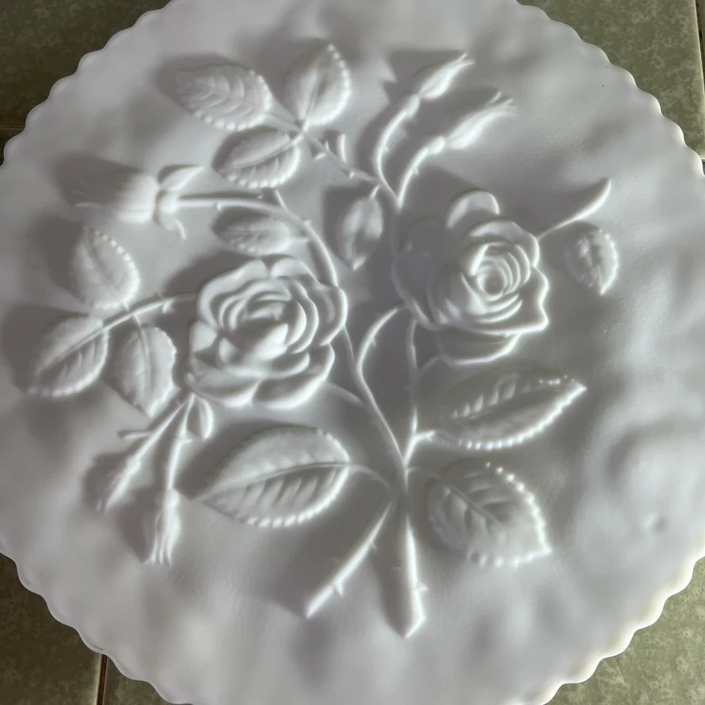 Vintage‎ Imperial Satin Milk Glass Cake, Buffet Plate Raised Roses Excellent 11